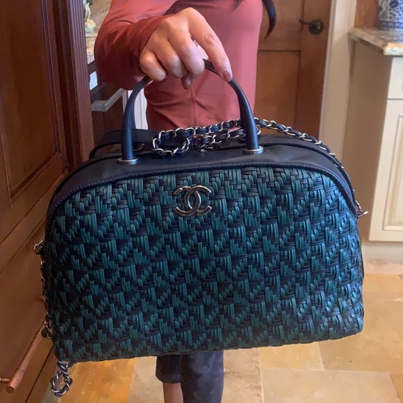 Chanel handbag - Picture 8 of 9